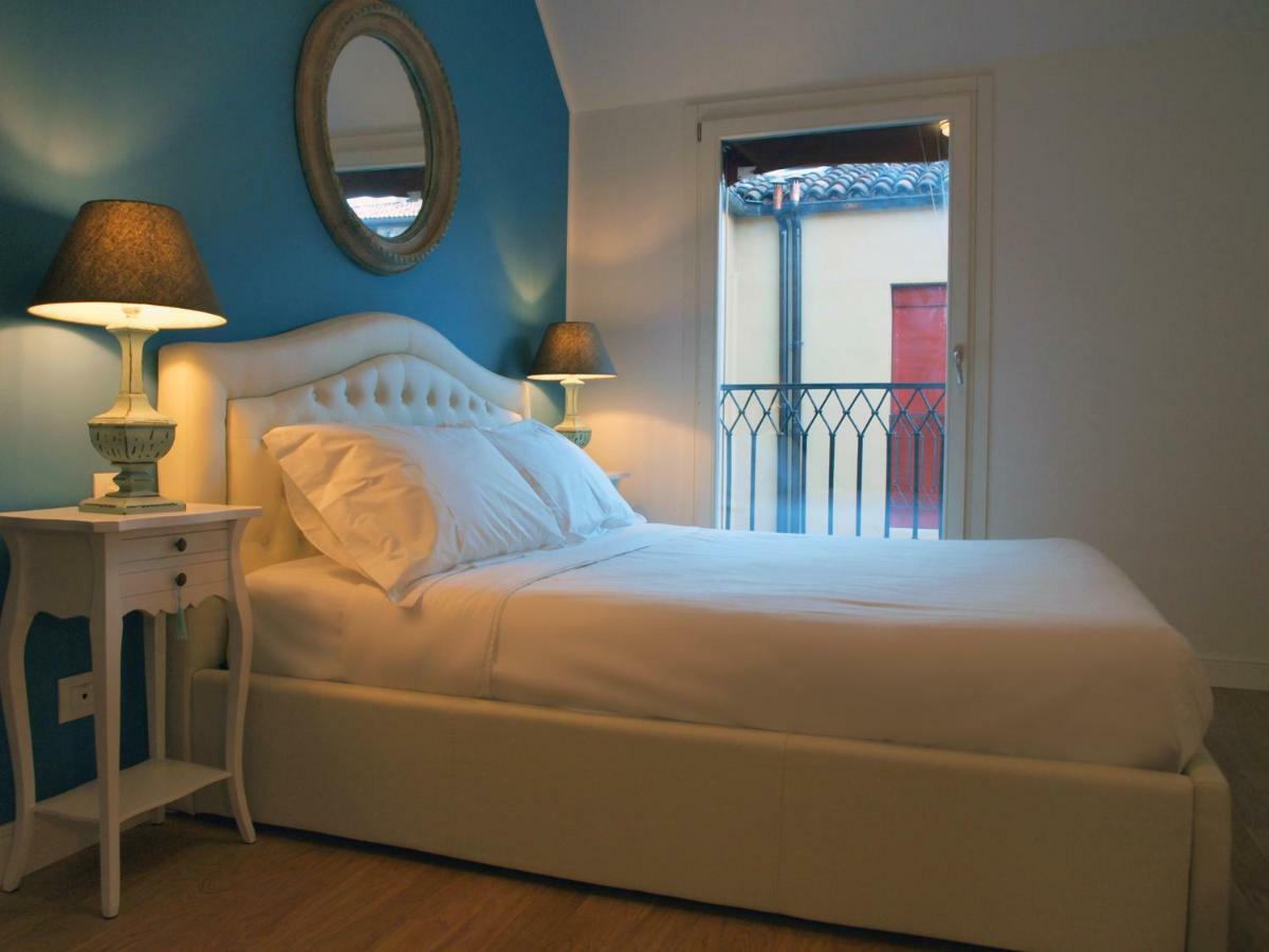 Cosmopolitan Central Rooms Bolonia Zewnętrze zdjęcie